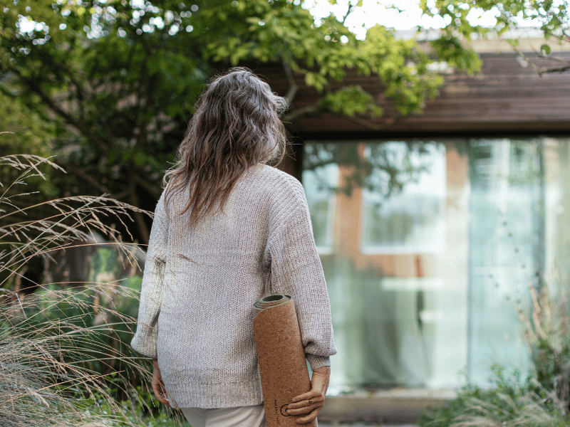 Arrive Well: Yoga for Travelling and Holidays