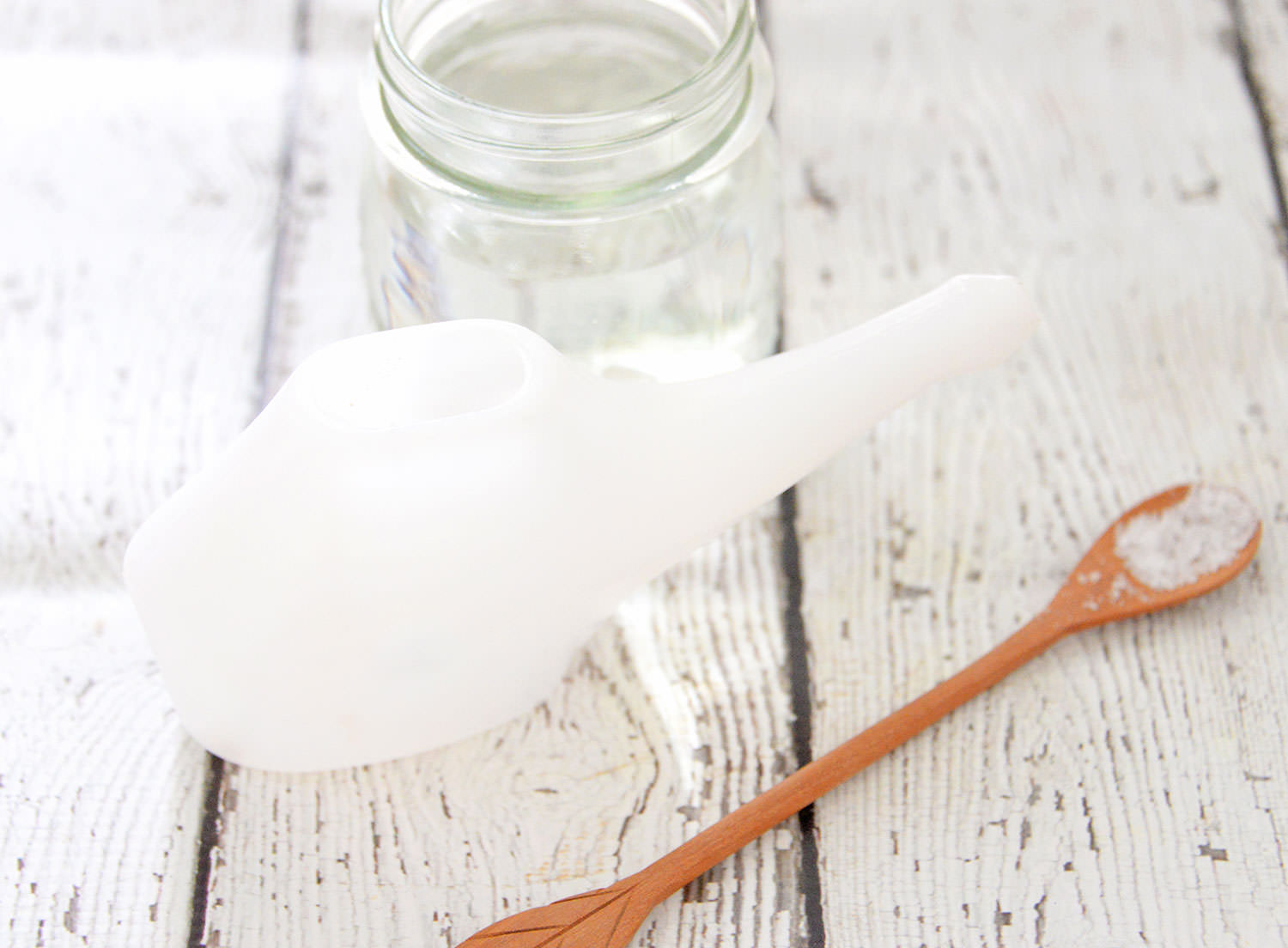 Neti Pot: The Ayurvedic Cleansing Practice to Help you Stay Healthy During Winter