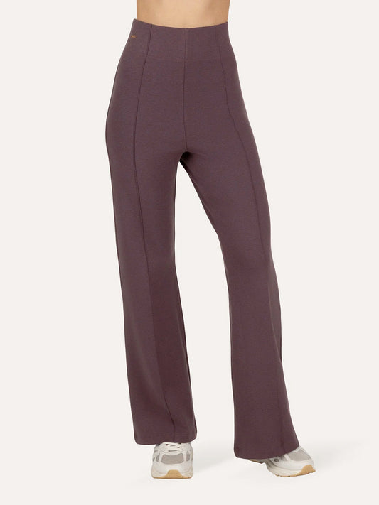 Urban Goddess Cayha Yoga Pants - Berry