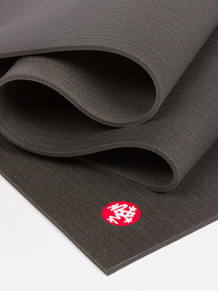 Manduka Begin Yoga Mat - Perfect for Beginners in & Mat, Dark Pink