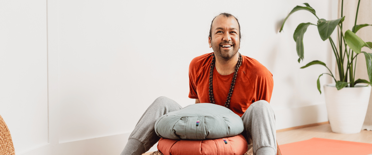 5 Poses to Feel More Radiance