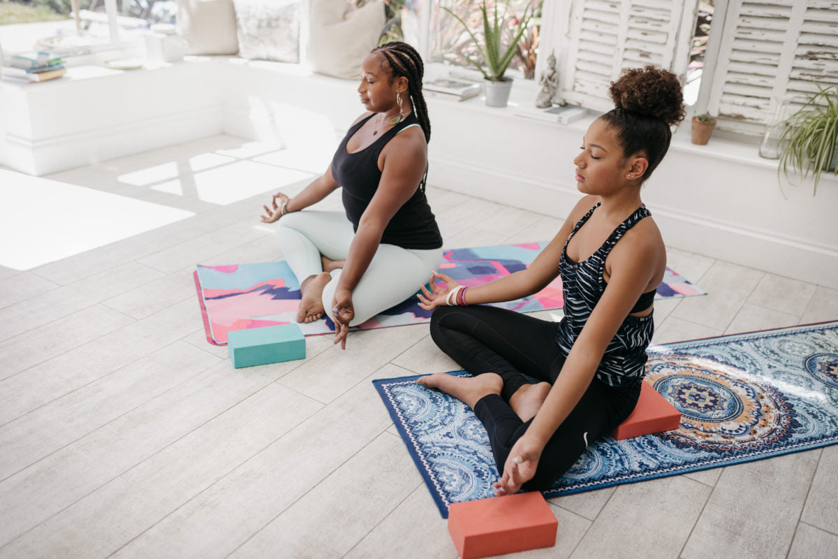 Ayurvedic Advice: The Meaning of Colours as Rituals and Traditions