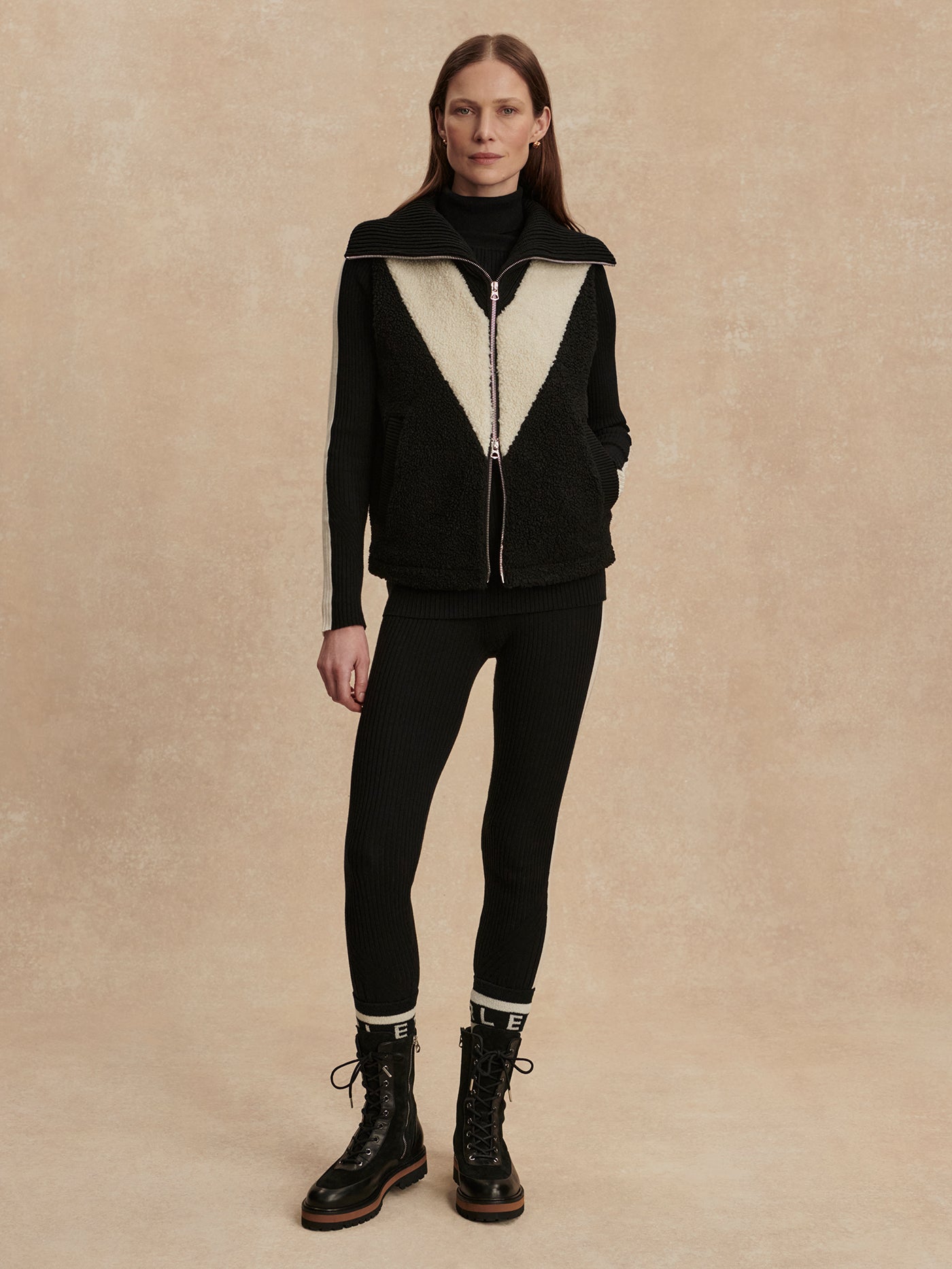 Varley Caspian Sherpa Gilet - Black