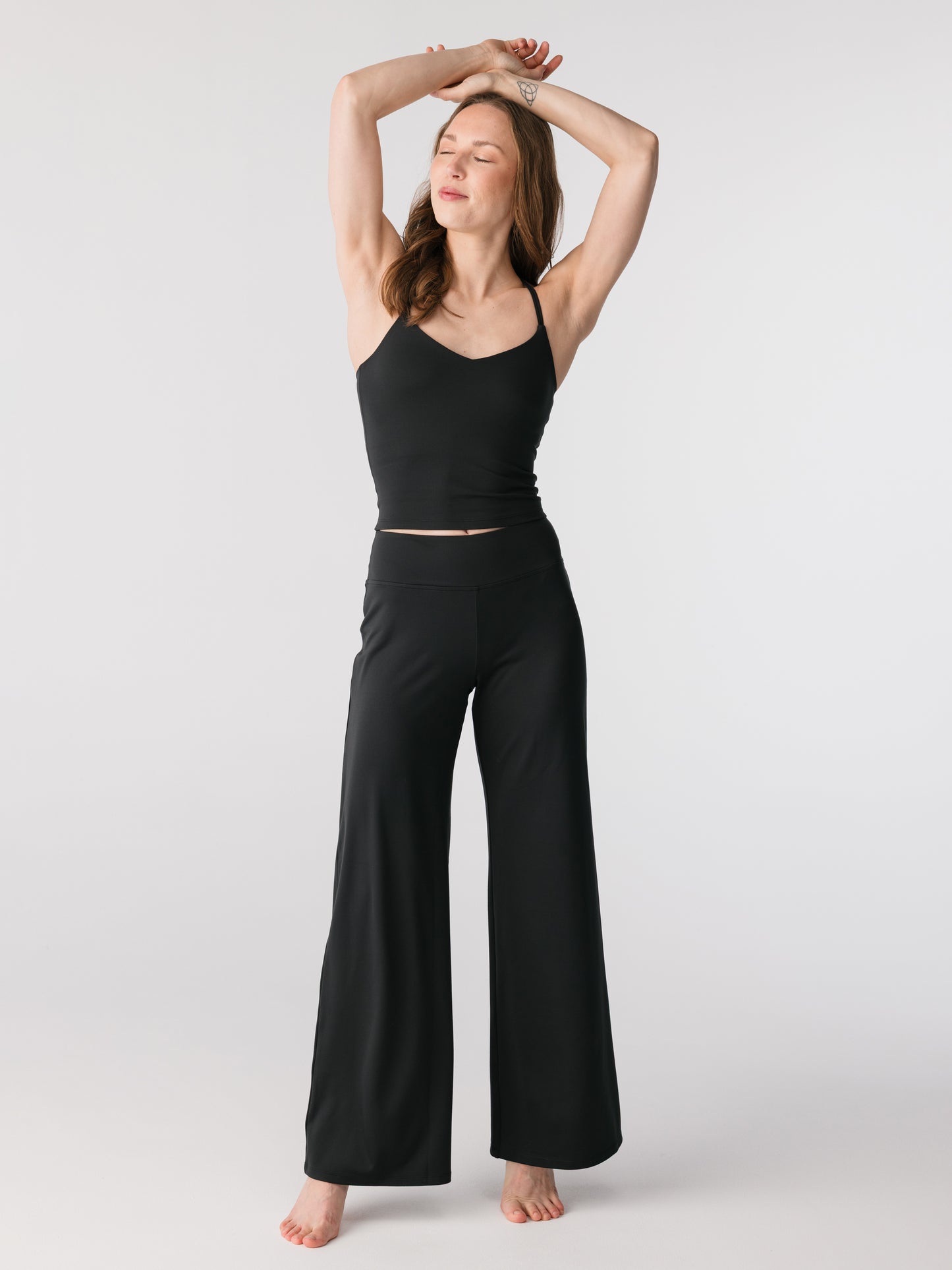 Girlfriend Collective Float Ballet V-Neck Tank - Black