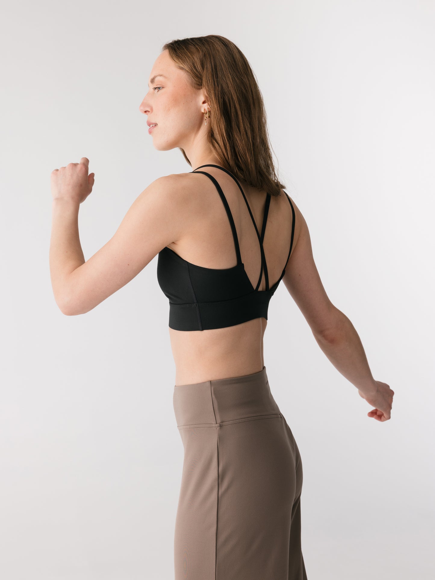 Girlfriend Collective Float Gigi Strappy Bra - Black