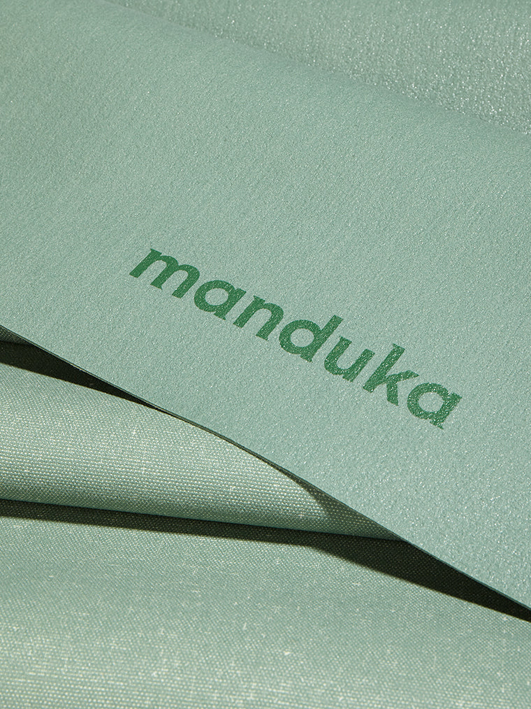 Manduka Hummingbird Collection eKo Superlite Travel Mat - Nectar Blossom