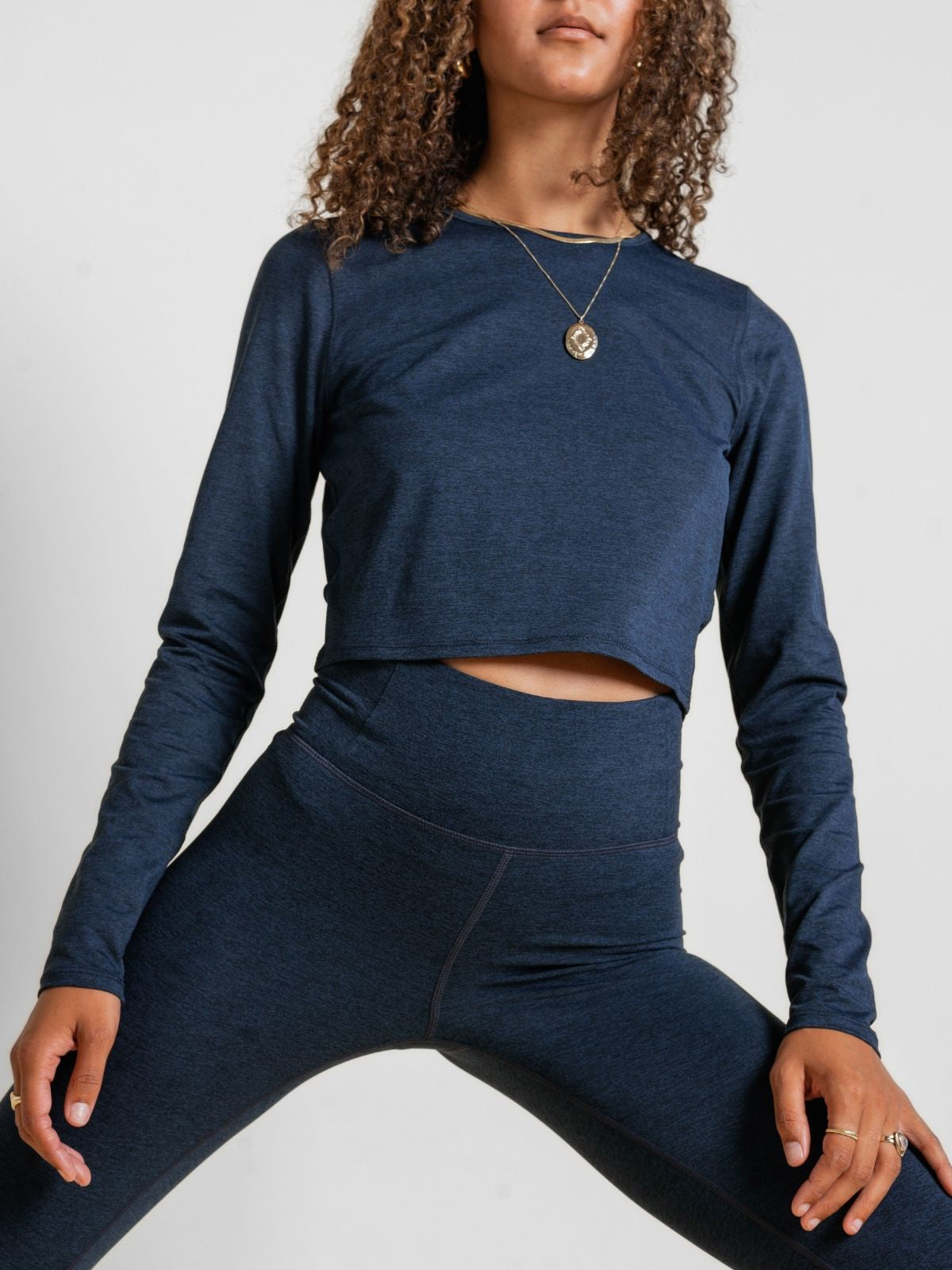 Girlfriend Collective Reset Lift Cropped Long Sleeve - Midnight