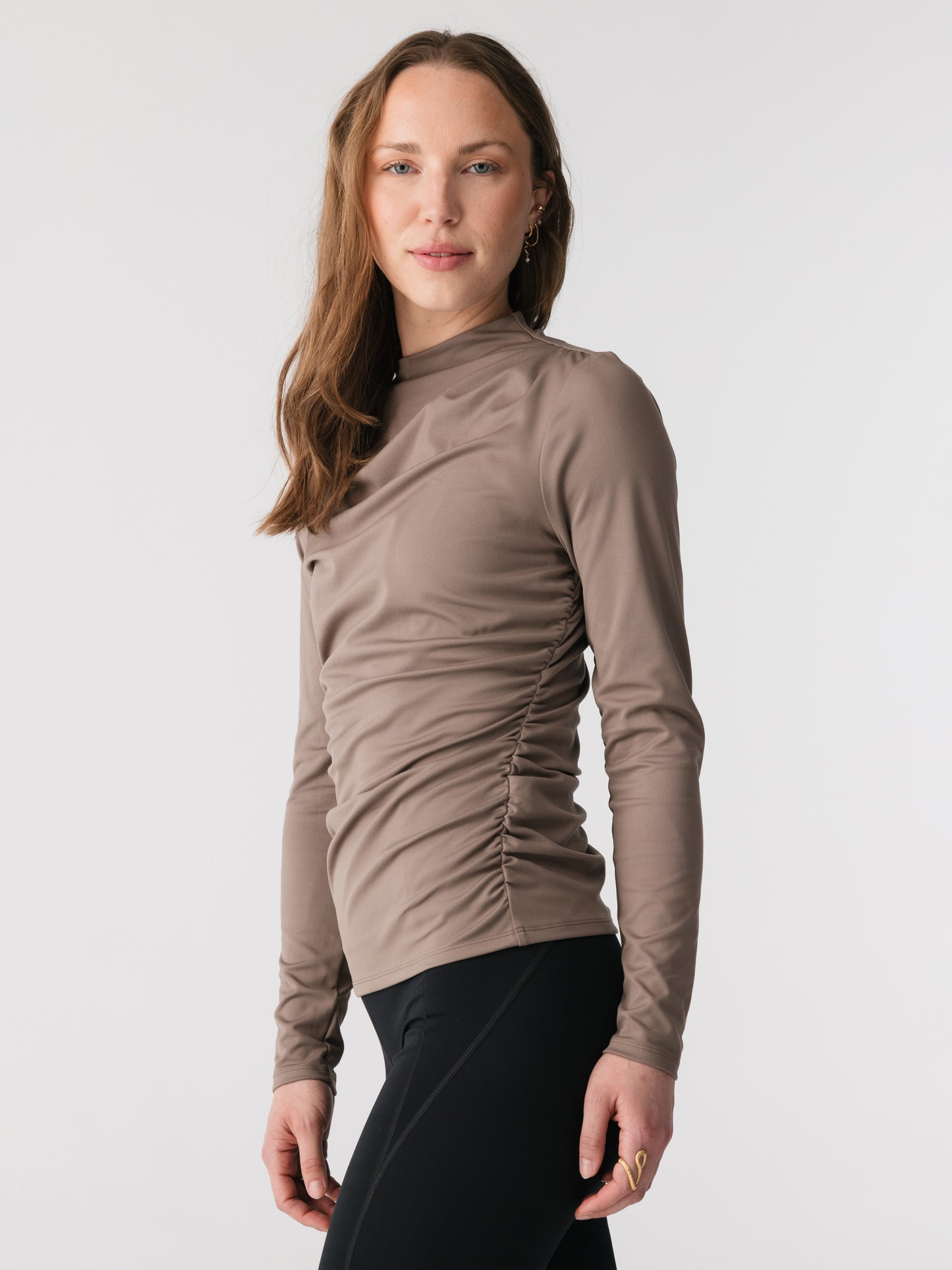 Girlfriend Collective Alessia Gathered Long Sleeve Top - Falcon