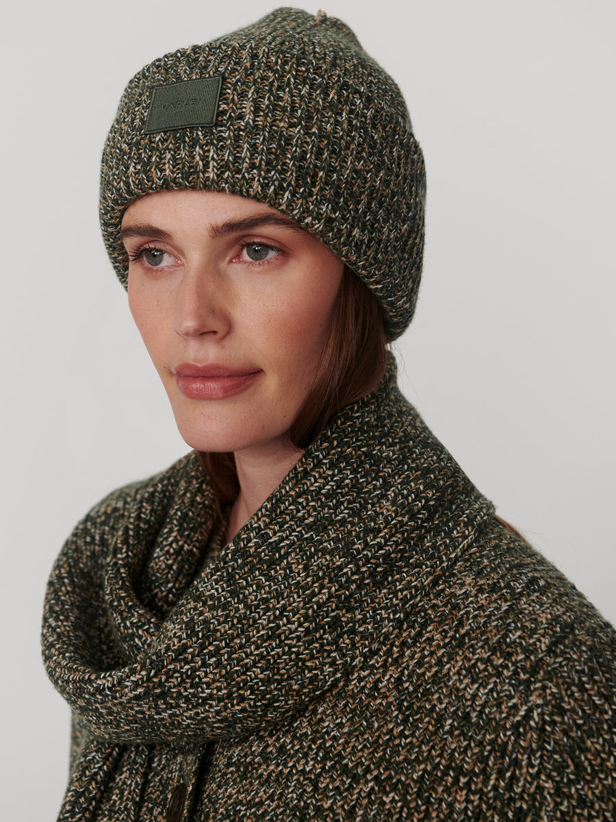 Varley Carly Knit Beanie 2.0 - Ponderosa Pine Fleck