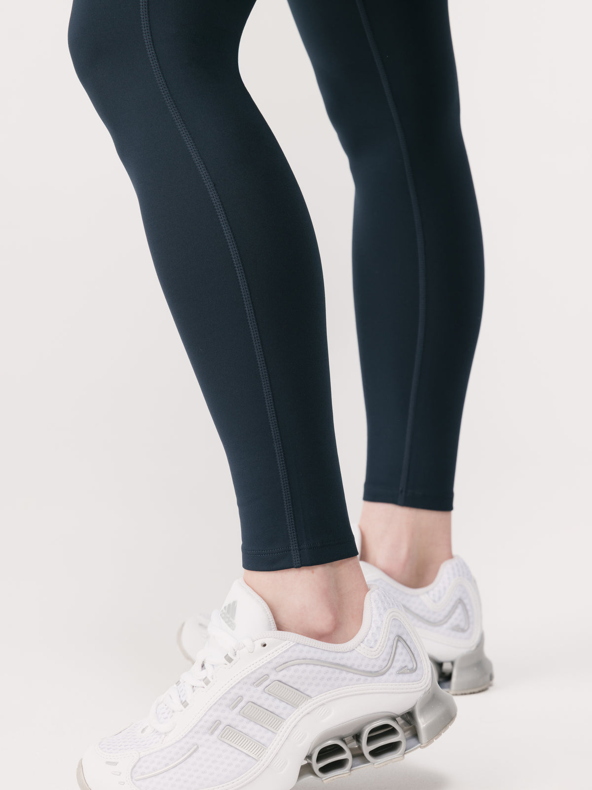 Girlfriend Collective Compressive High-Rise Legging - Midnight
