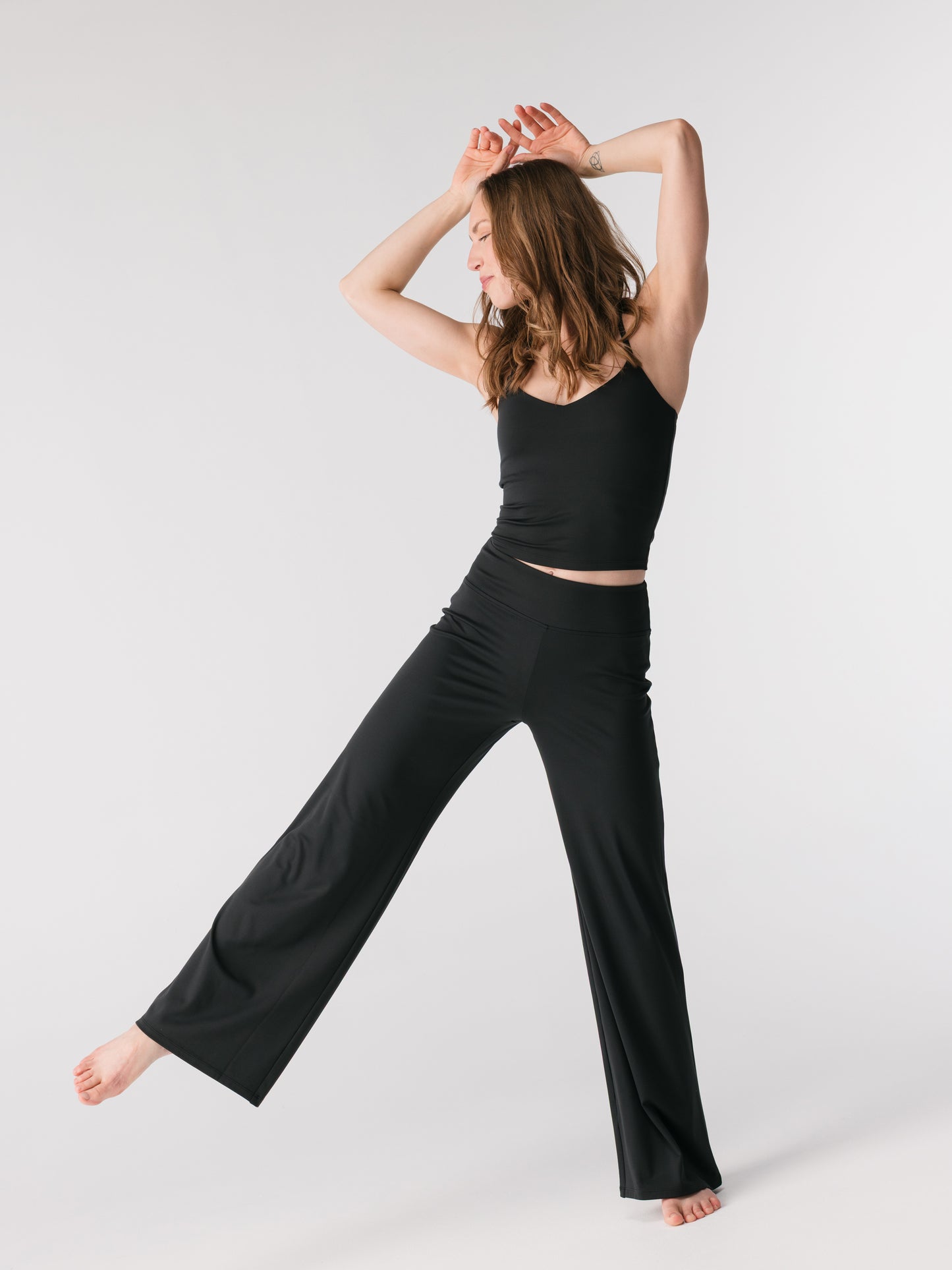 Girlfriend Collective Jada Straight Leg Pants- Black