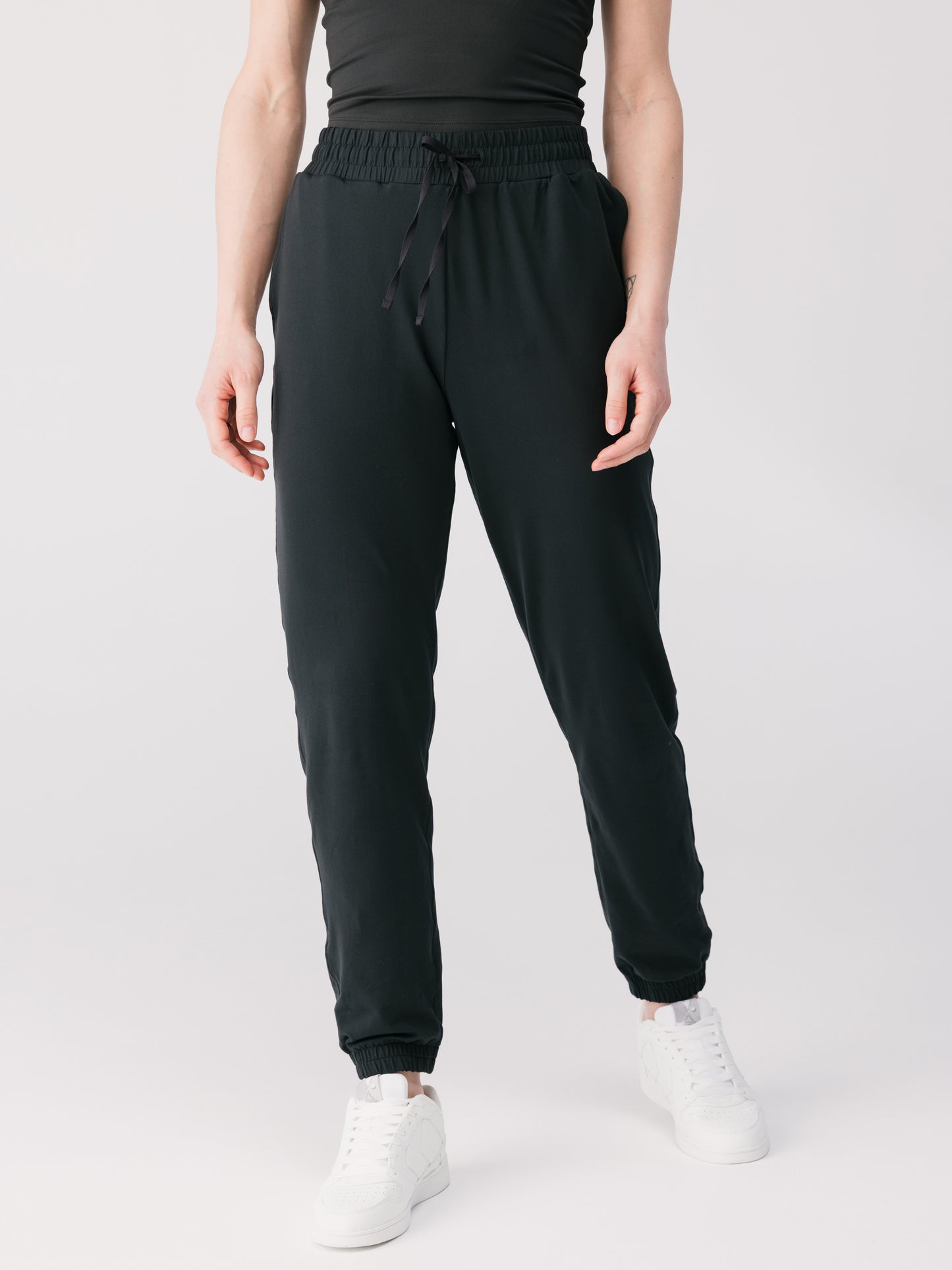 Girlfriend Collective Reset Slim Straight Jogger- Black