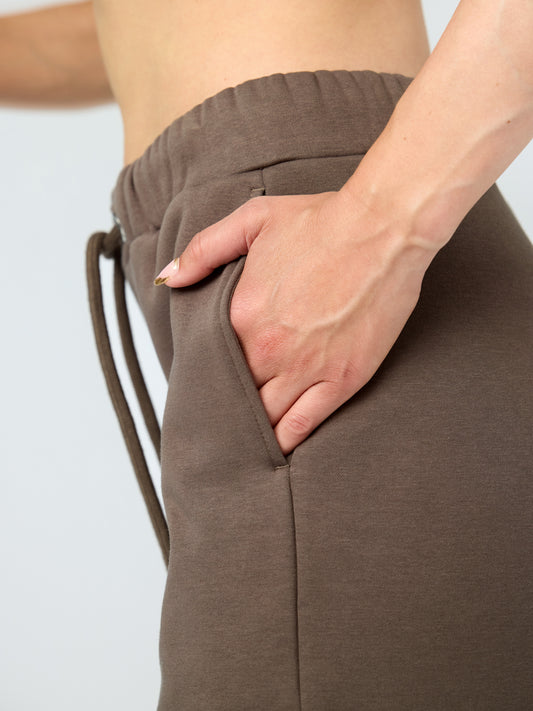 Girlfriend Collective Millie Straight Leg Sweatpant - Mink