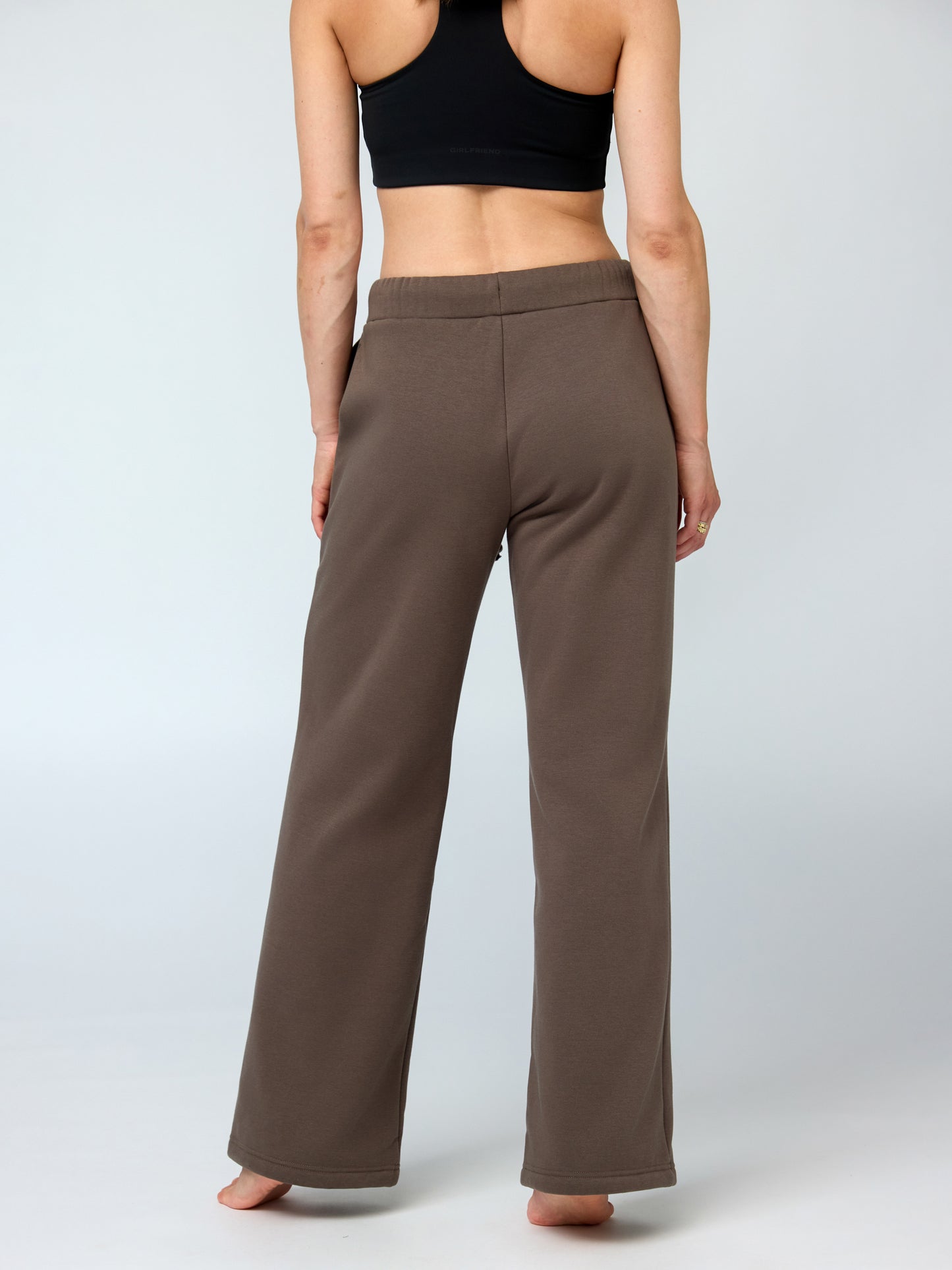Girlfriend Collective Millie Straight Leg Sweatpant - Mink