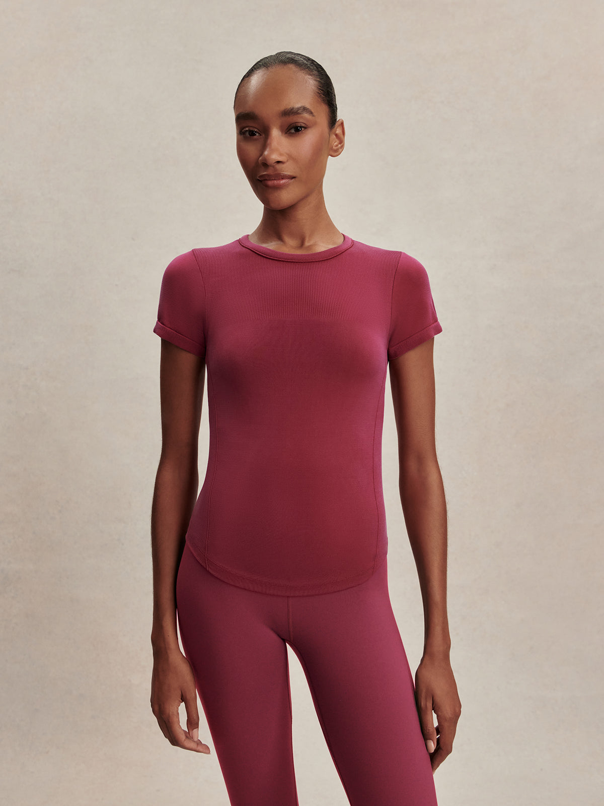 Varley Rich Raspberry Varley Casper Seamless Tee - Rich Raspberry – Yogamatters
