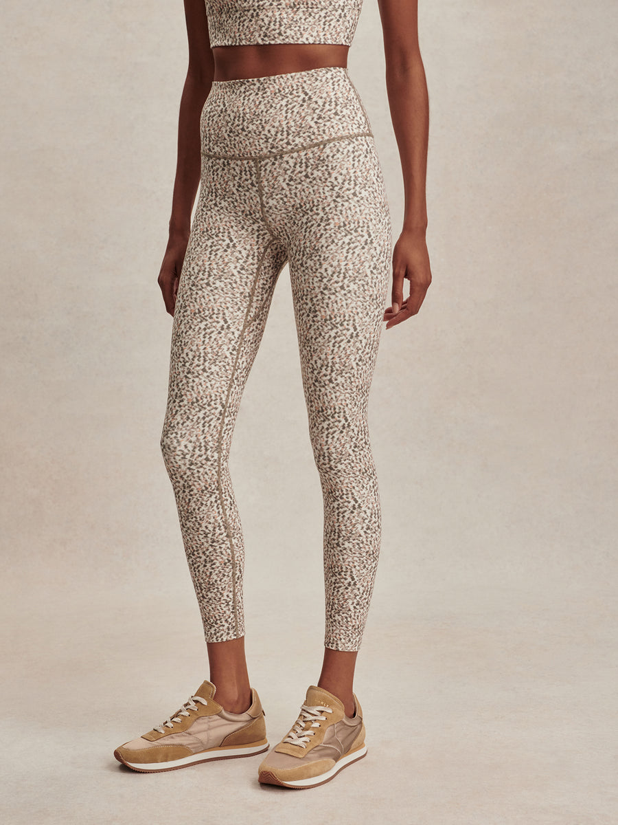 Varley Freesoft High Rise Legging 25 - Ivory Abstract Feather