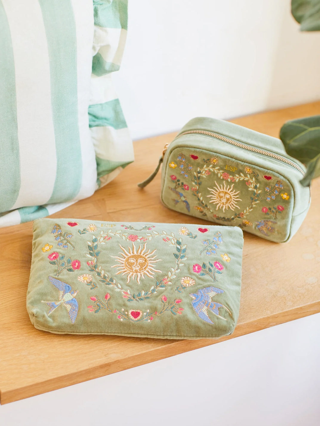 Elizabeth Scarlett Velvet Makeup Bag - Olive Earth Goddess