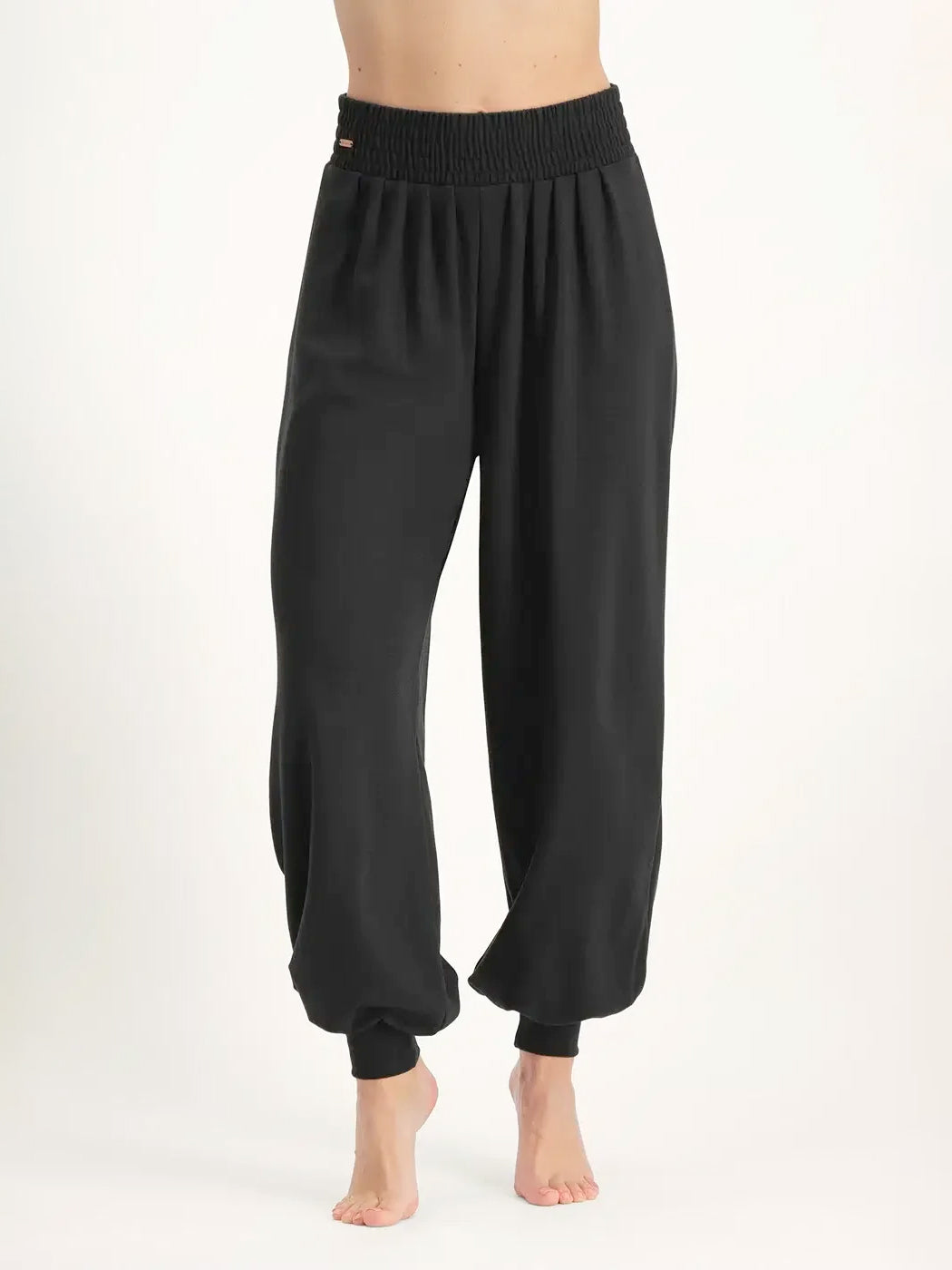 Urban Goddess Jaya Harem Summer Yoga Pants - Onyx Black