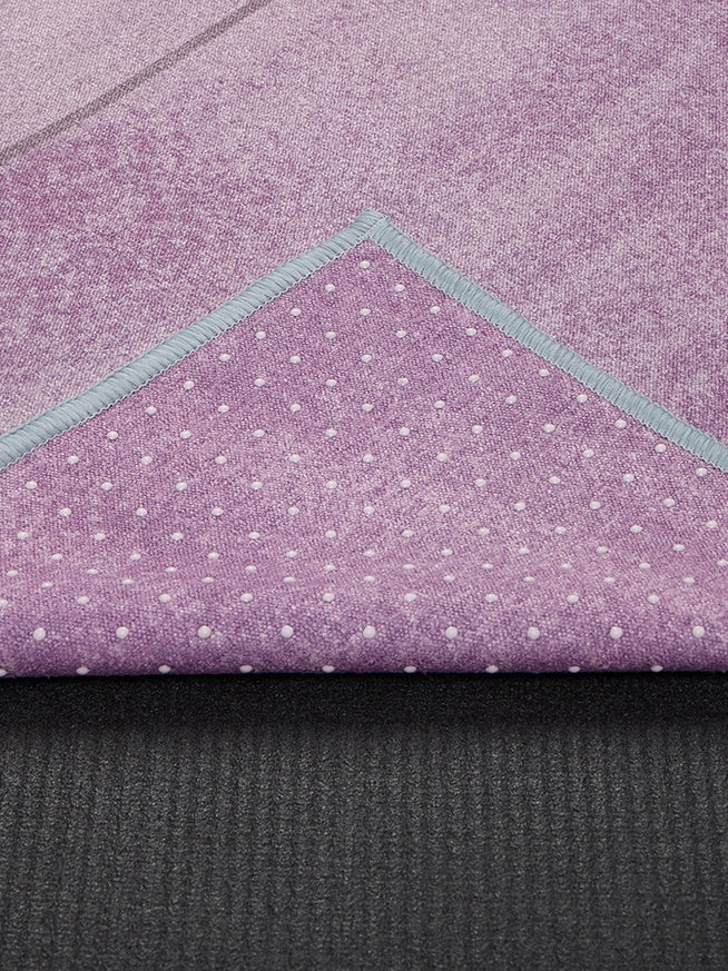 Manduka Yogitoes Yoga Mat Towel - Gerry Lopez Calm Unity