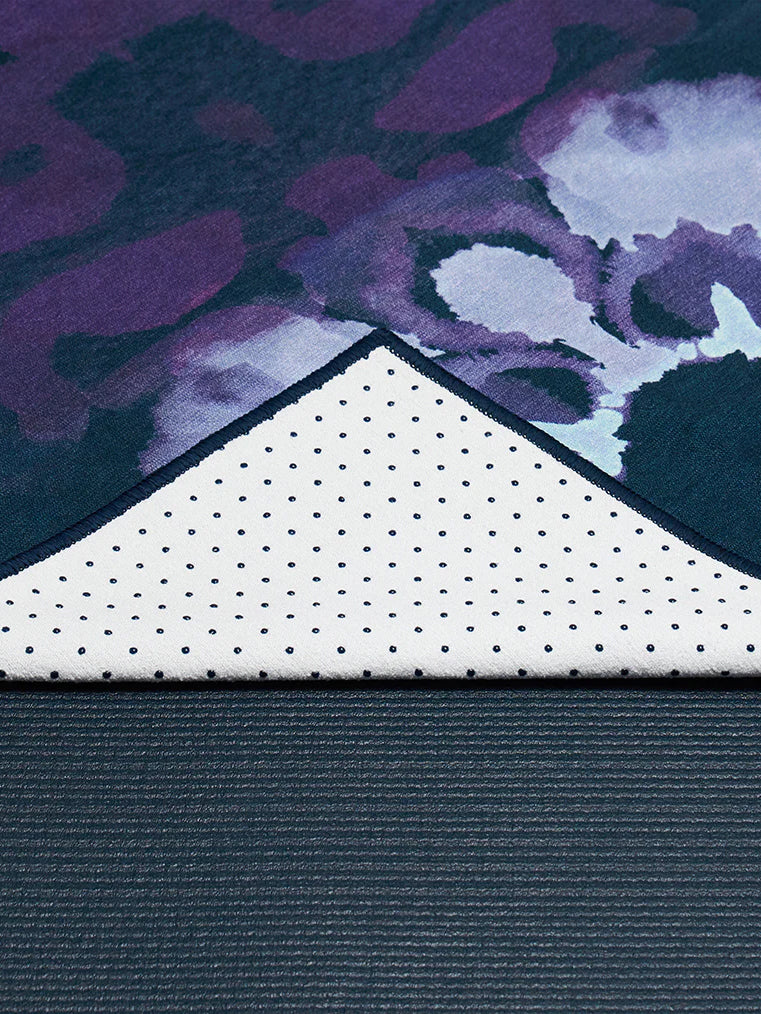 Manduka Yogitoes Yoga Mat Towel - Chakra Residence
