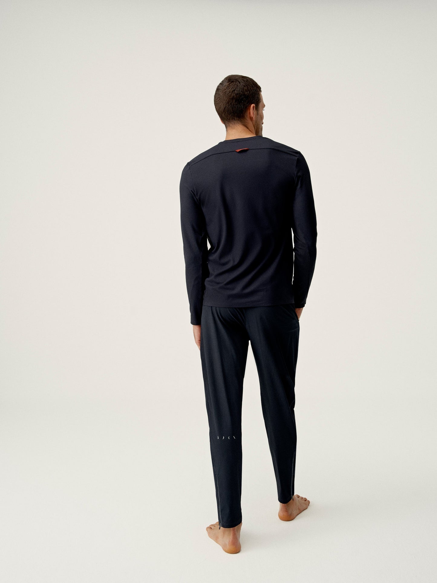 Born Living Yoga Okavango Jogger - Black