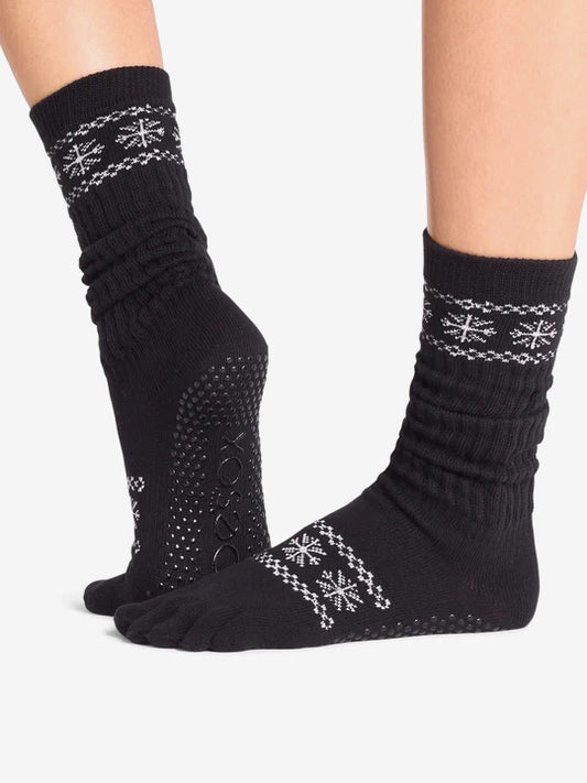 ToeSox Full Toe Slouch Grip Socks - Ebony Snowflake