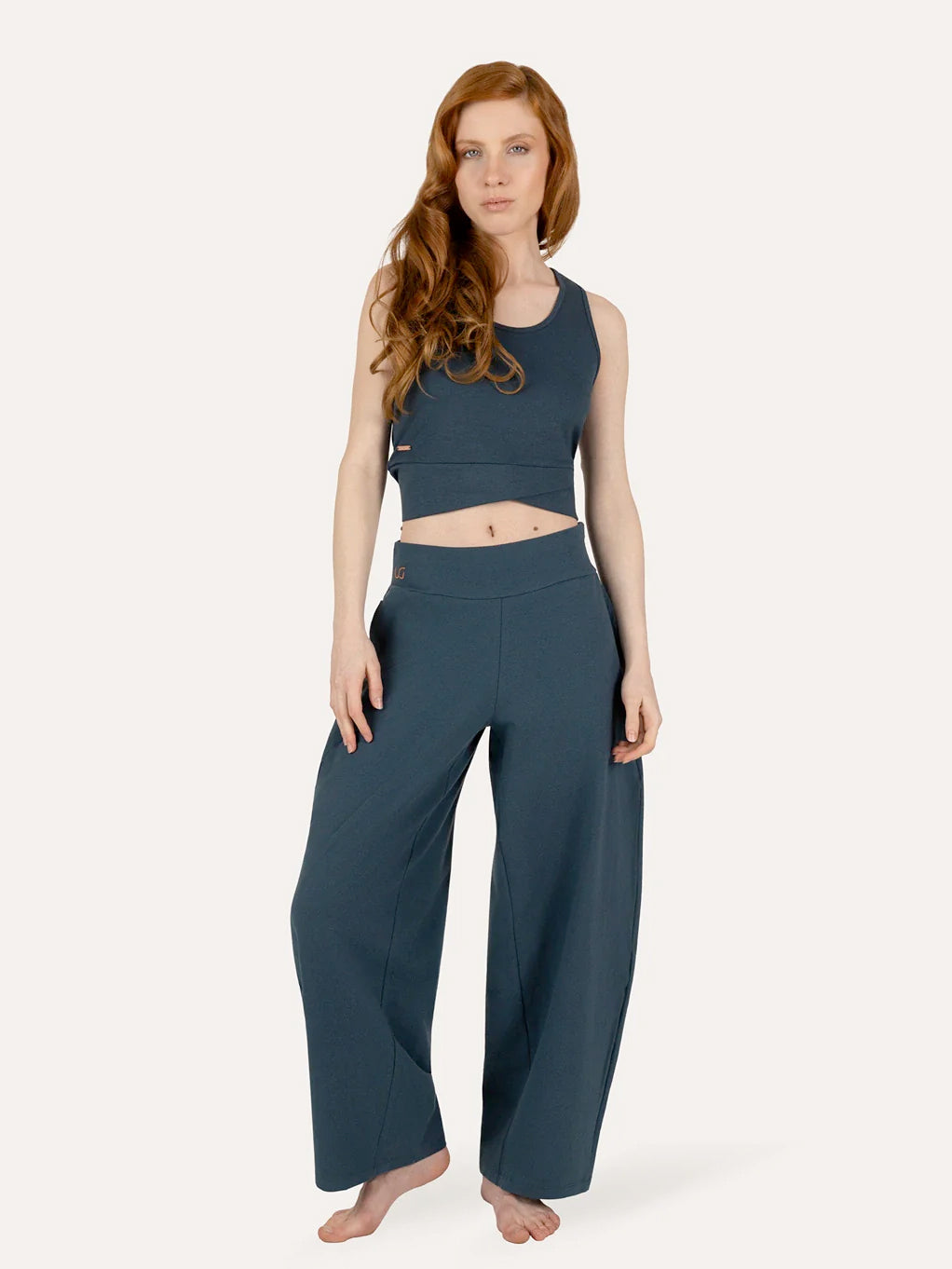 Urban Goddess Sati Crop Yoga Tank - Orion