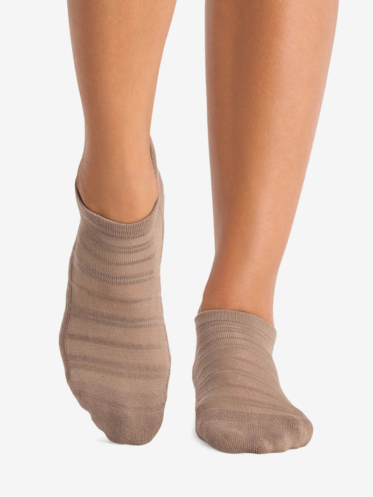 Tavi Noir Savvy Breeze Grip Socks - Pebble