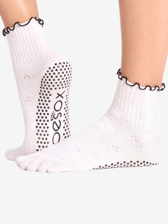 ToeSox Full Toe Melody Ruffle Grip Socks - Sandy