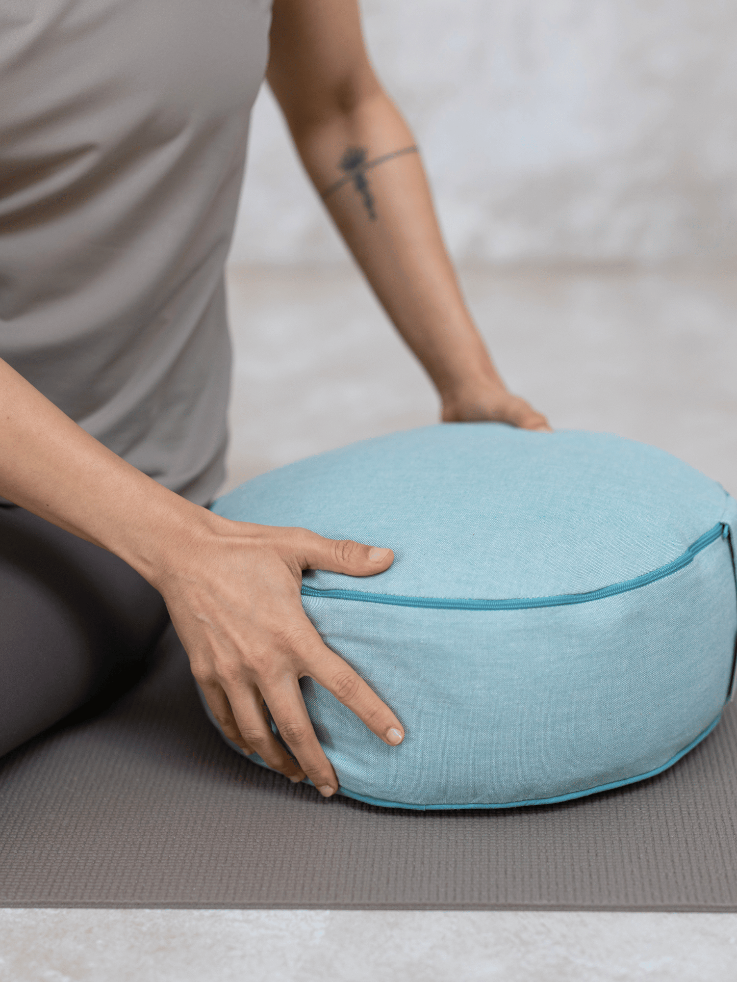 Yogamatters Organic Cotton Chambray Meditation Cushion