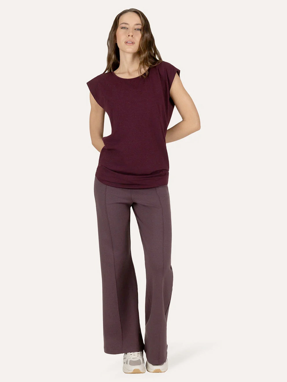Urban Goddess Asana Yoga Tee - Fig
