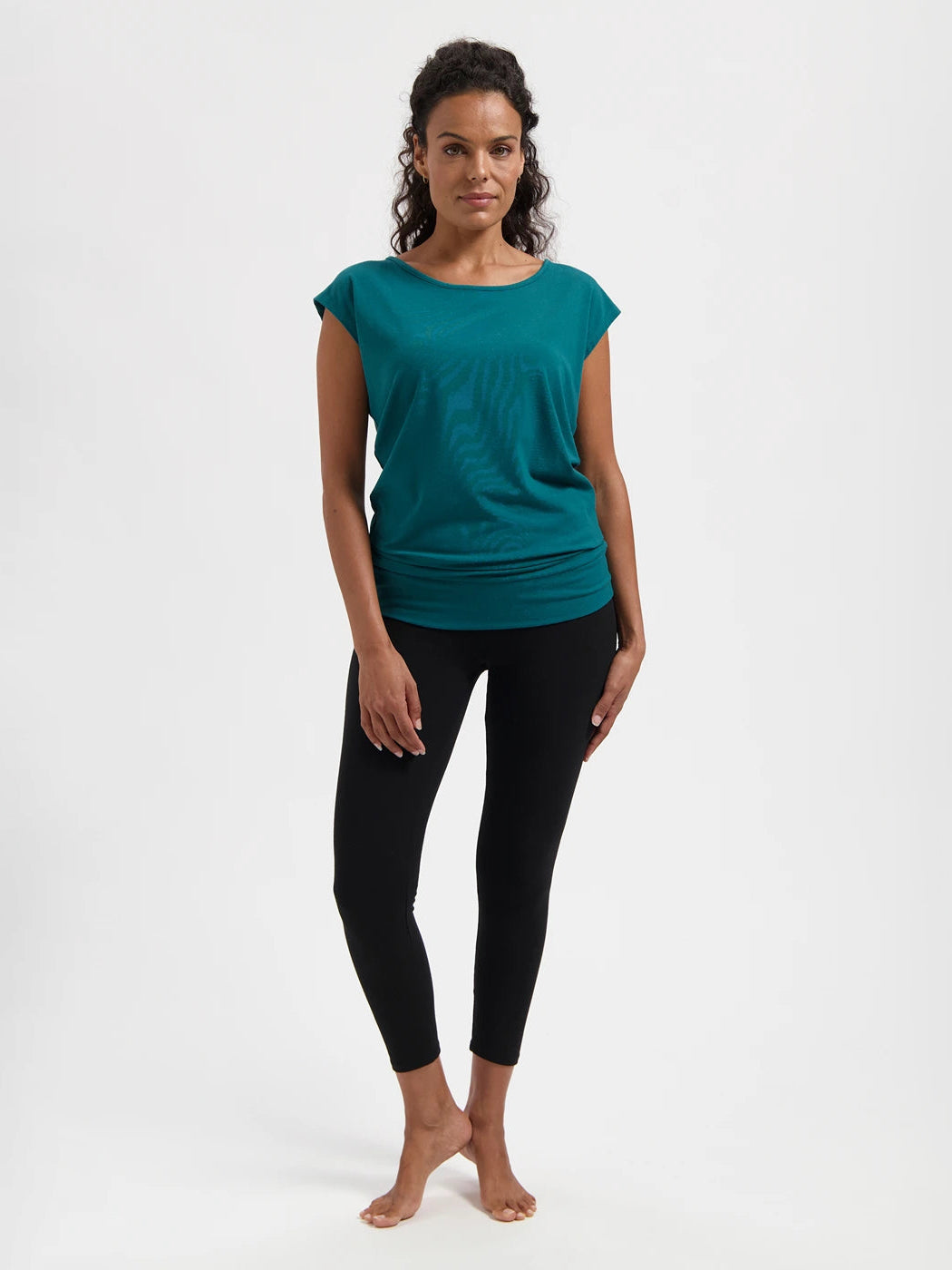 Urban Goddess Asana Yoga Tee - Seamoss