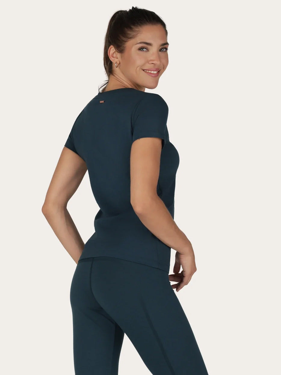 Urban Goddess Lua Yoga Tee - Orion
