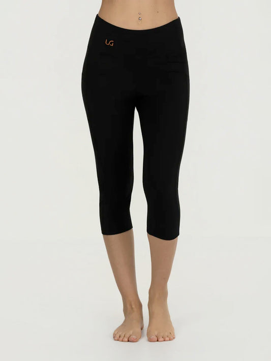 Urban Goddess Tara Capri Yoga Pants - Onyx Black