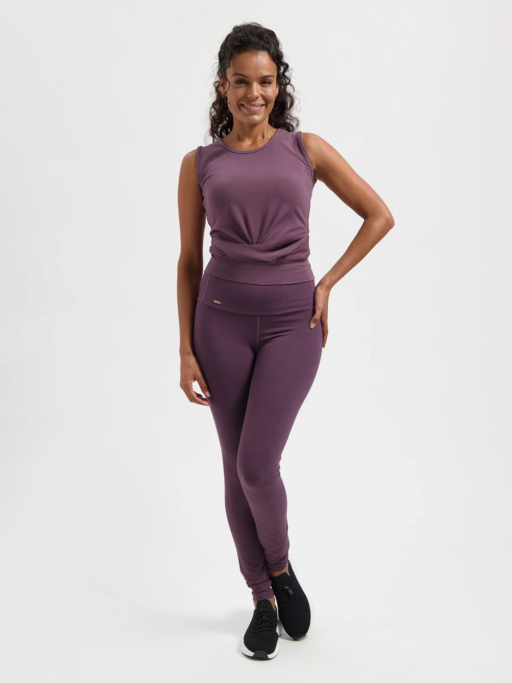 Urban Goddess Veyra Knot Yoga Tank - Berry
