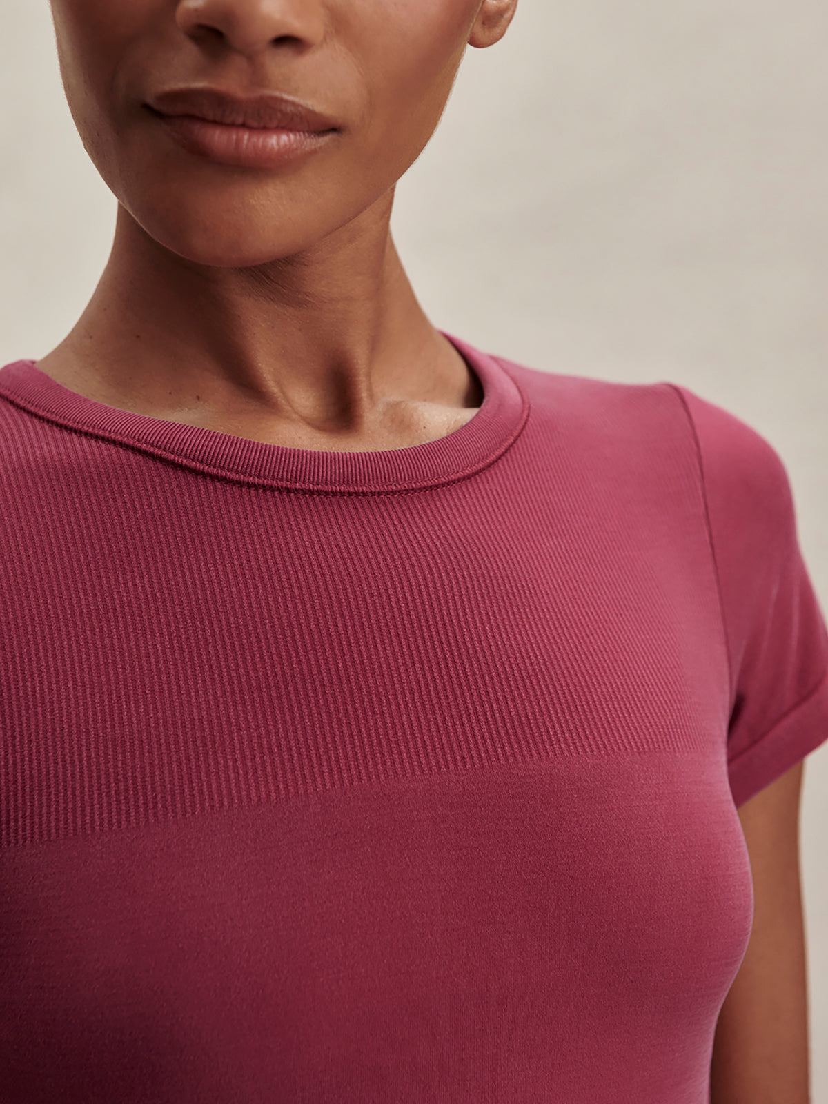 Varley Rich Raspberry Varley Casper Seamless Tee - Rich Raspberry – Yogamatters