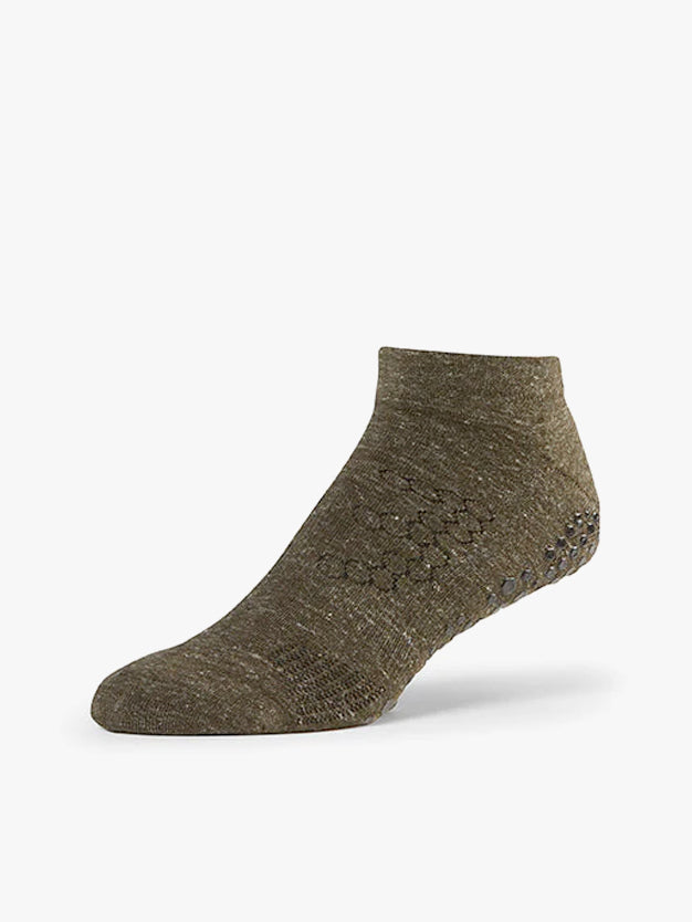 Base 33 Low Rise Grip Socks - Olive