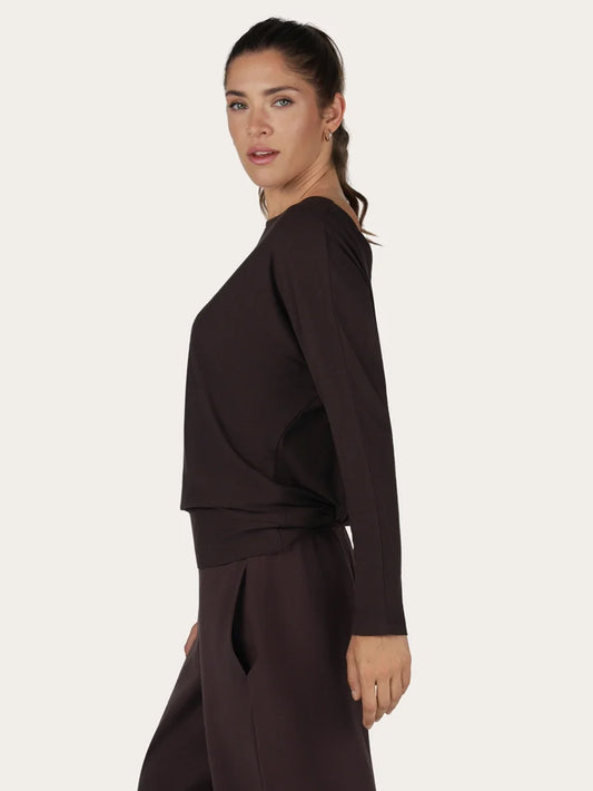 Urban Goddess Budhi Long Sleeve Yoga Top - Coffee