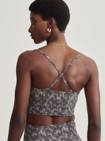Varely Move Irena Bra - Abstract Motion Texture