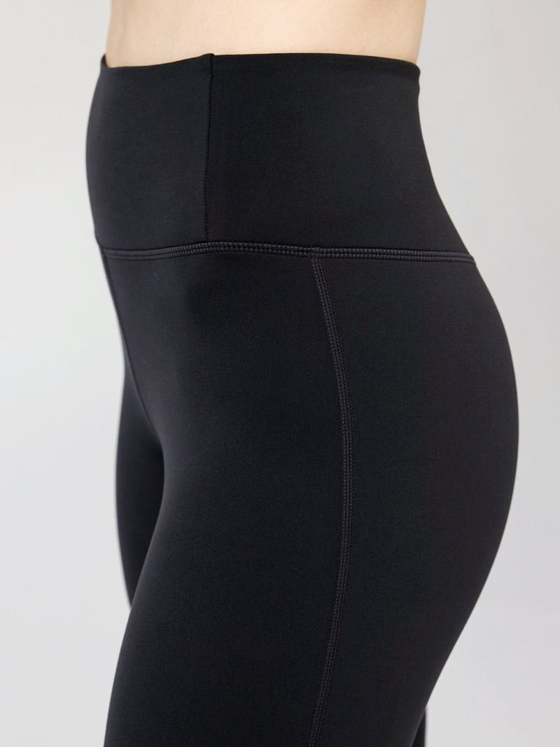 Girlfriend Collective Float Groove Flare Legging - Black