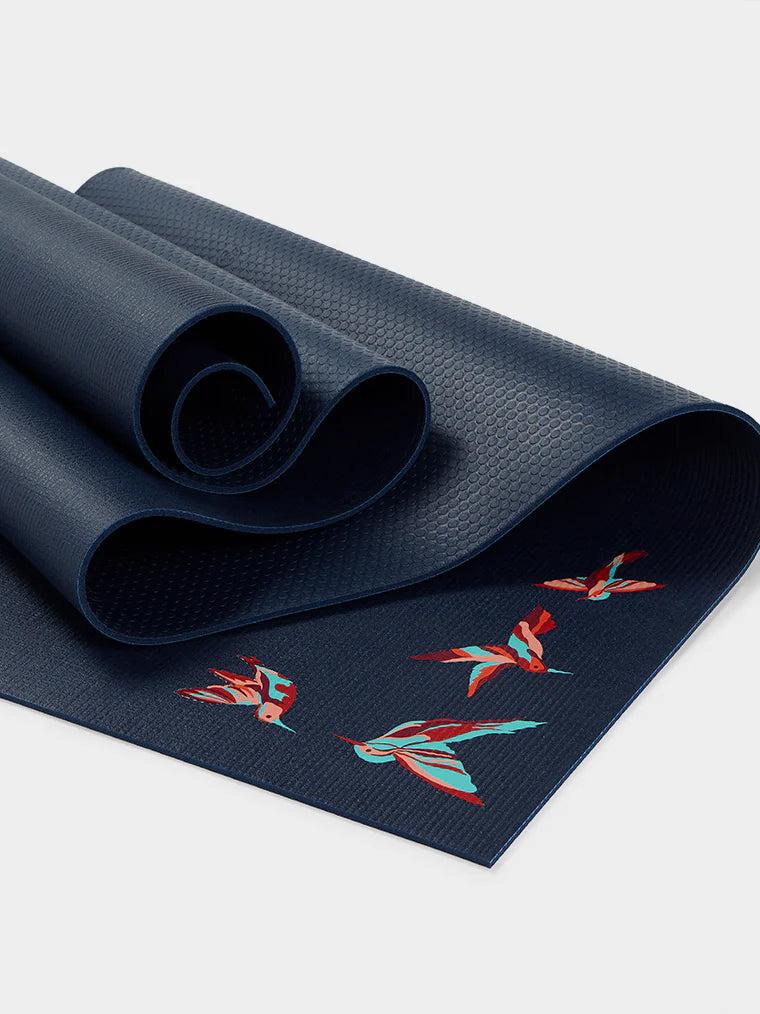 Manduka Hummingbird Collection PROlite Yoga Mat - Midnight Charm