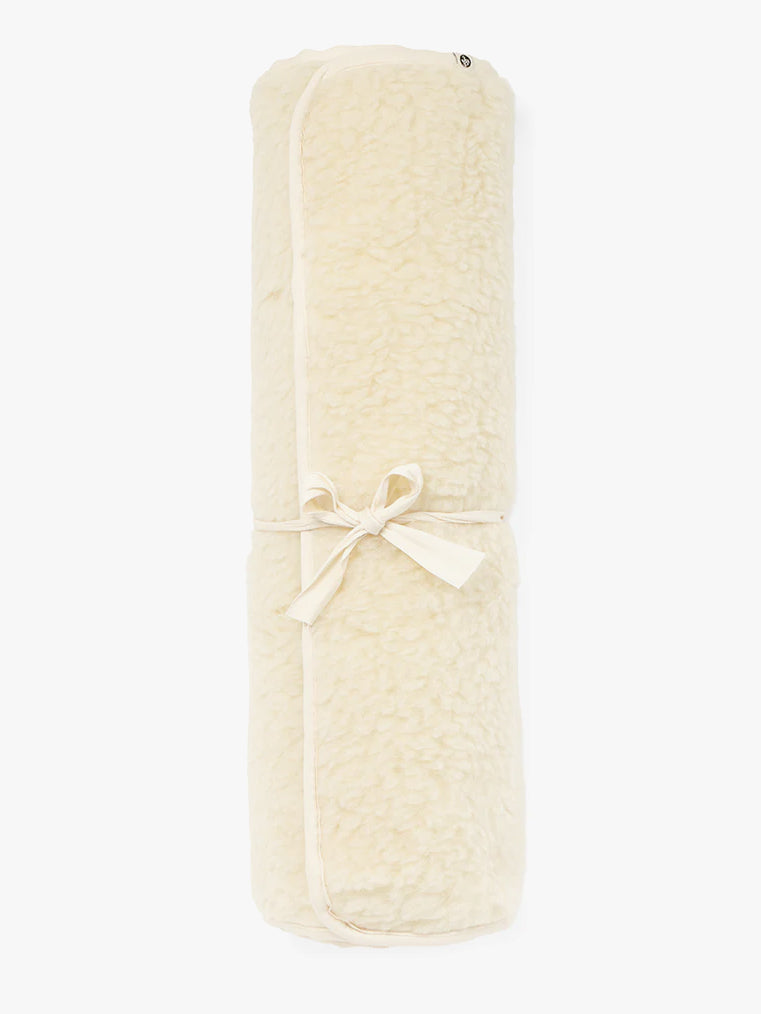 Manduka Ratio Merino Wool Relaxation Mat - Natural