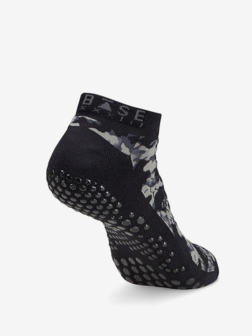 Base 33 Low Rise Grip Socks - Black Shadow
