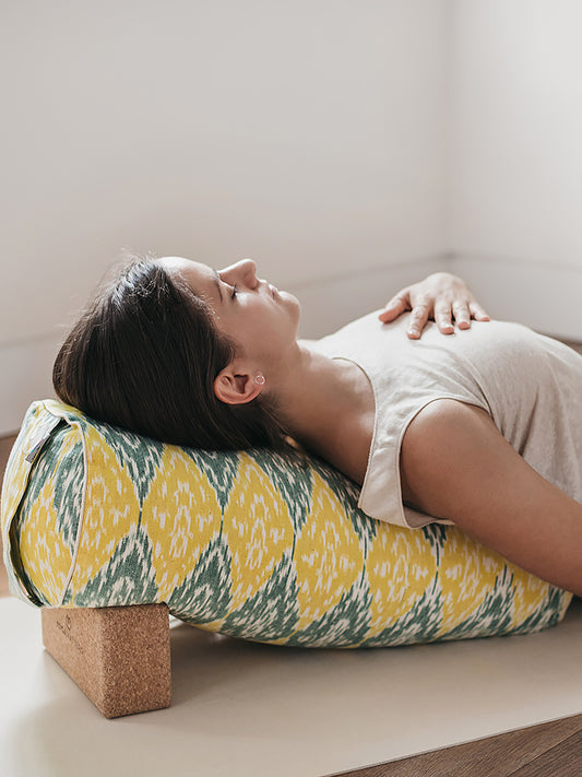 Yogamatters Ikat Round Buckwheat Bolster – Yellow